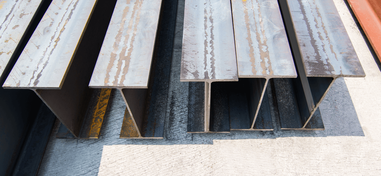 Welded steel assembly with a galvanised finish for a Newstead build